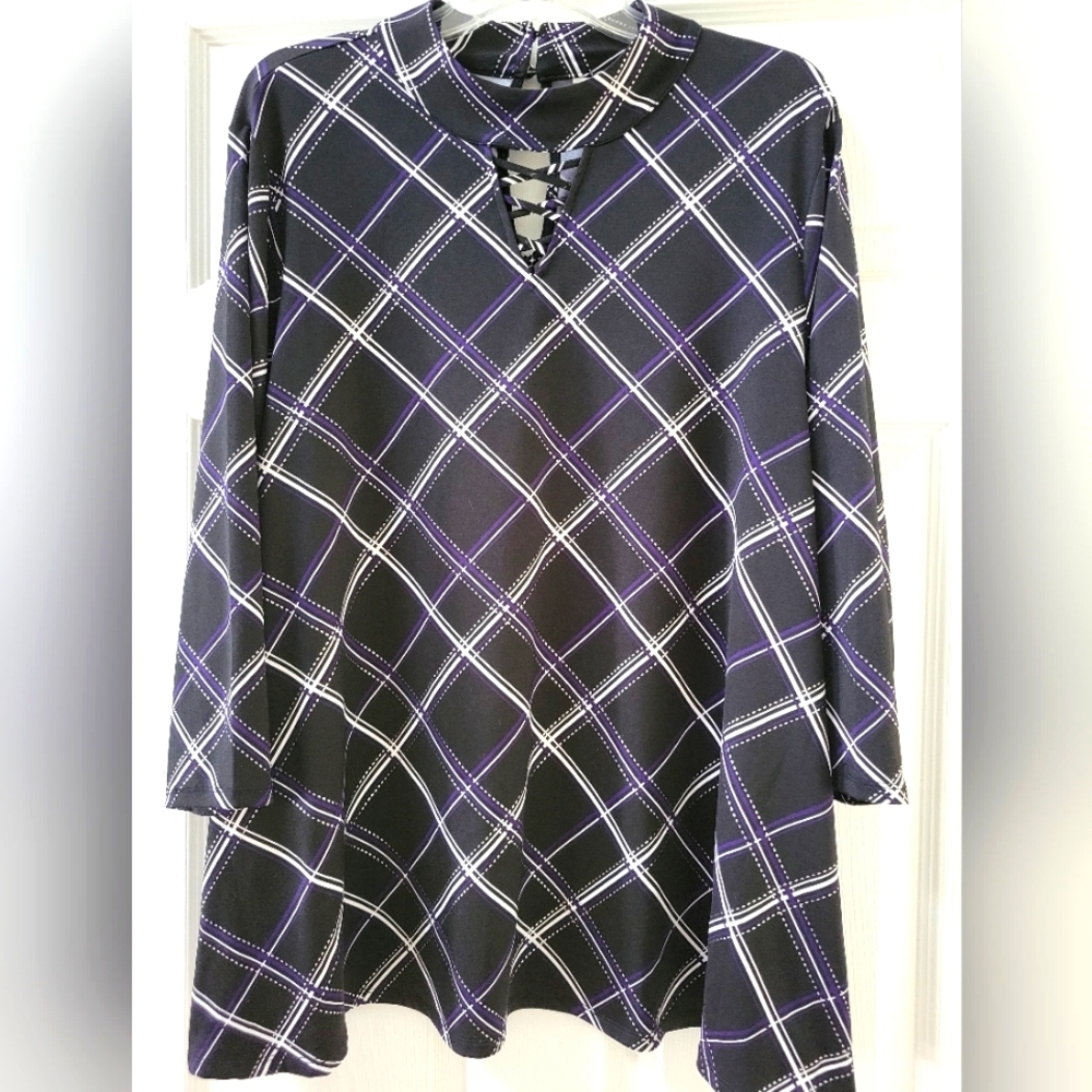Cato Plaid Top